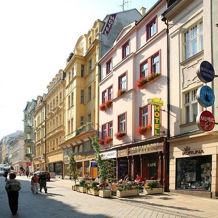 Hotel Kavalir Karlovy Vary Luaran gambar