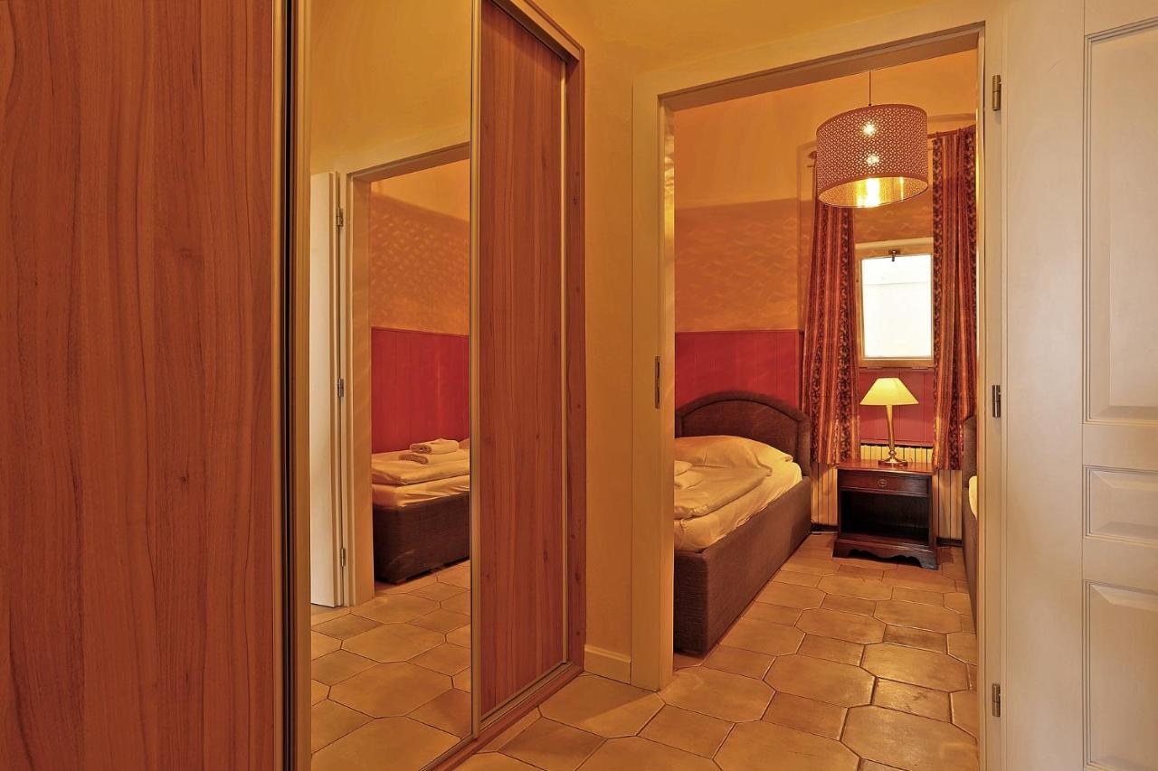 Hotel Kavalir Karlovy Vary Luaran gambar