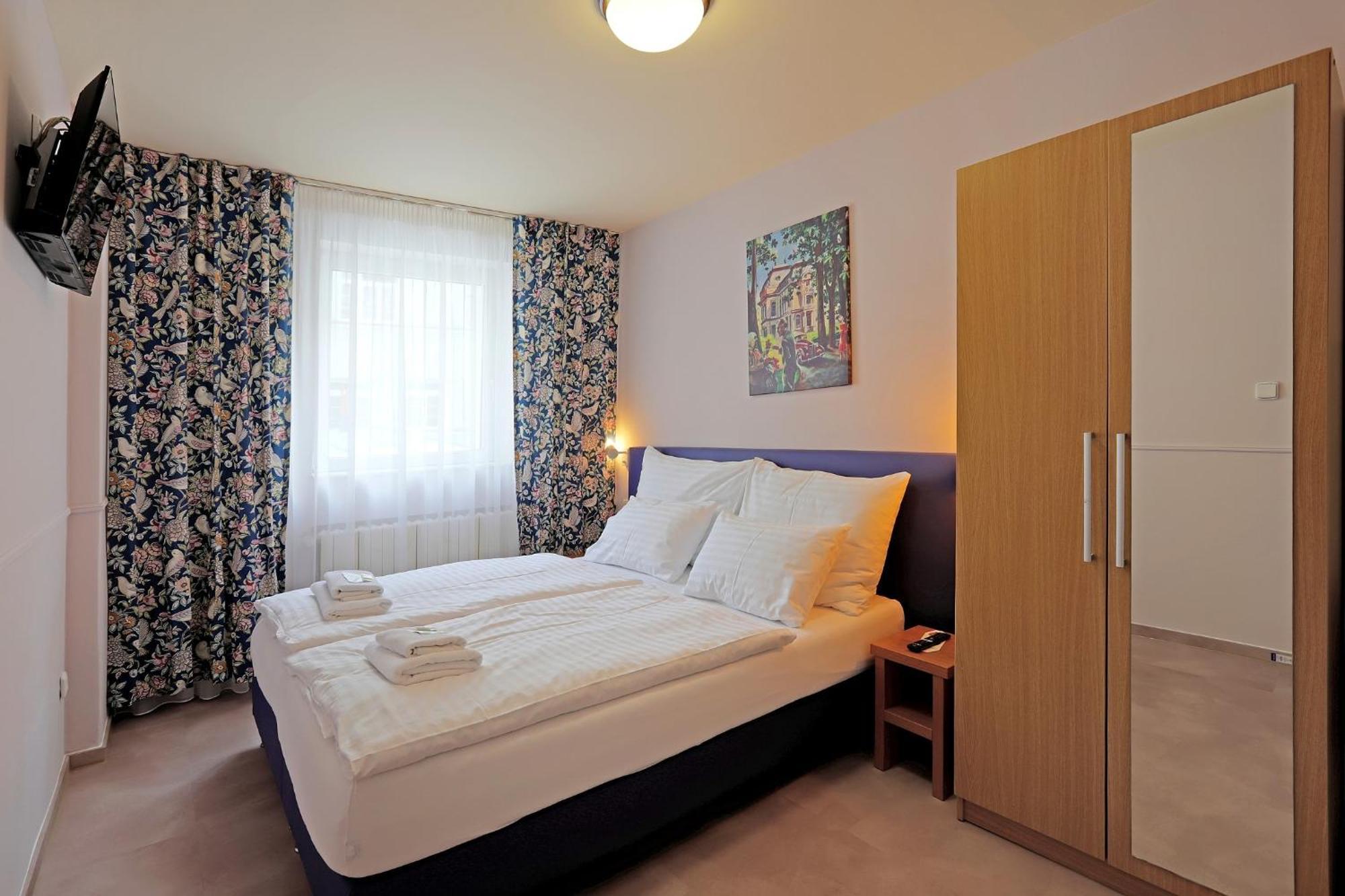 Hotel Kavalir Karlovy Vary Luaran gambar