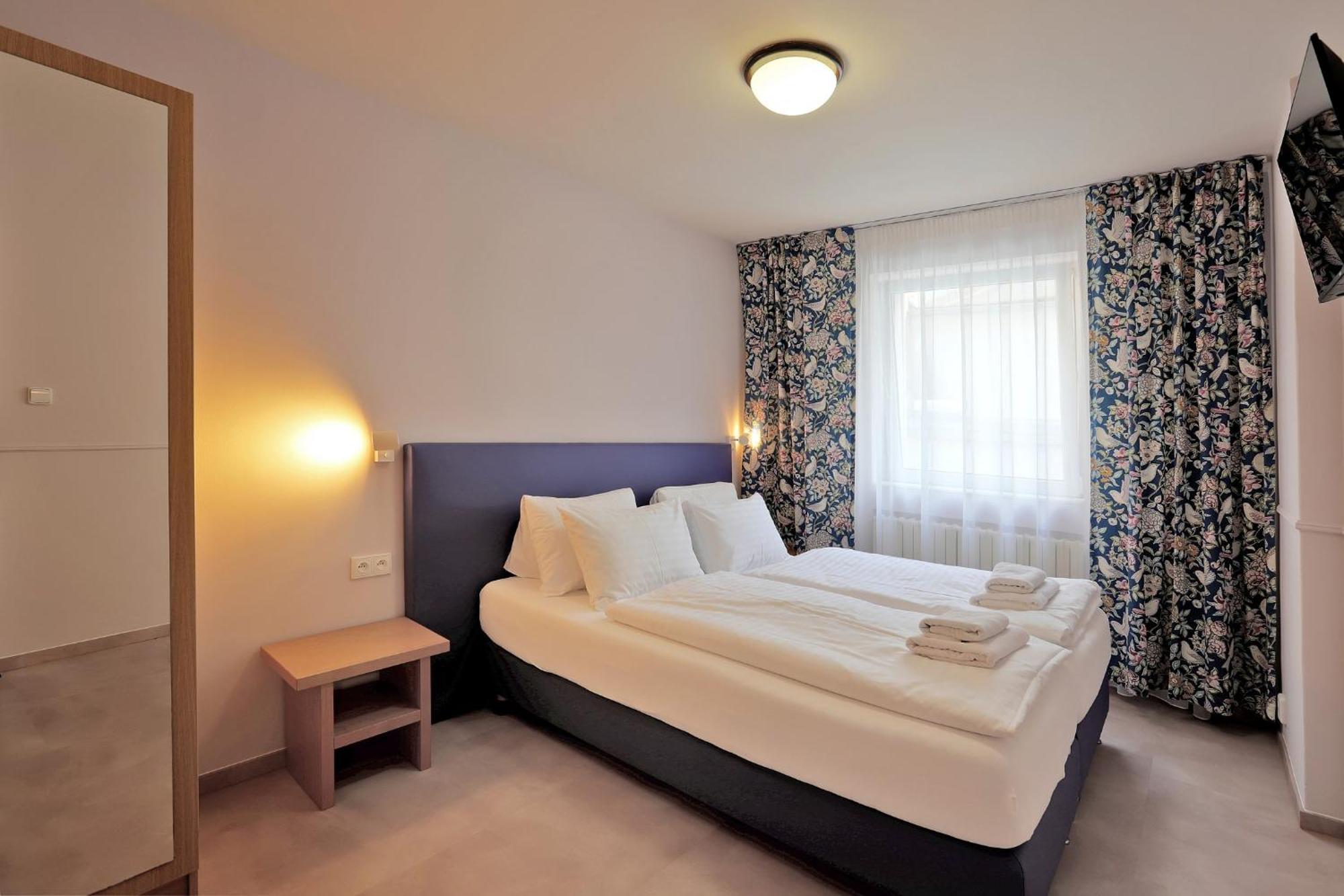Hotel Kavalir Karlovy Vary Luaran gambar