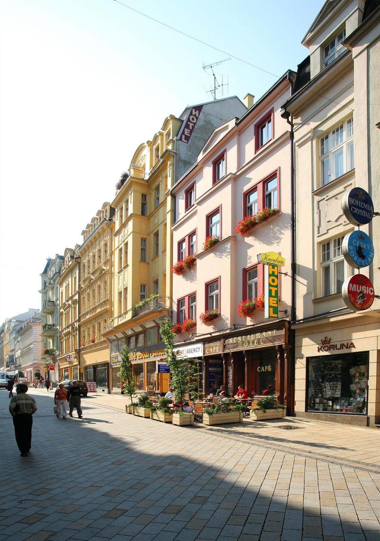 Hotel Kavalir Karlovy Vary Luaran gambar